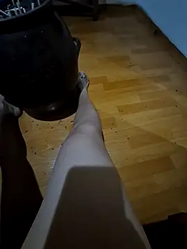 starvingo2002 online show from 11-15-25, 03:32