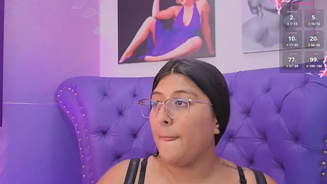 Snapshot of megann__up chatting on 07-16-26, 03:25 megann up online show from 07-16-26, 03:25