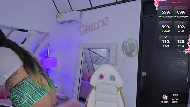 megann  up online show from 10-09-25, 03:29