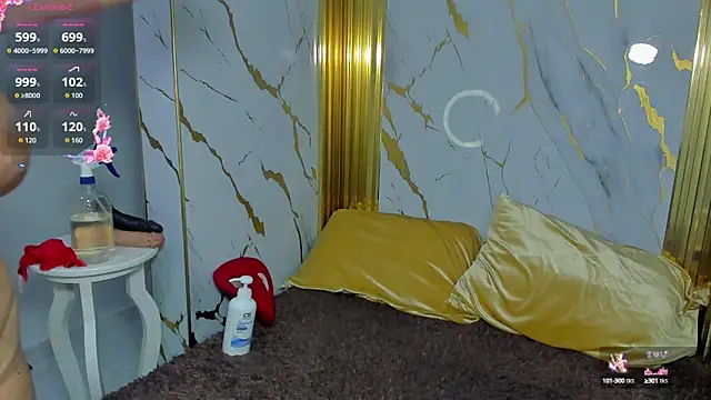 megann  up online show from 10-06-25, 08:37