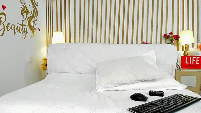 NatyPreciousss online show from 10-06-25, 07:53