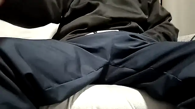   German Cock 1990   online show from 12-22-25, 04:40