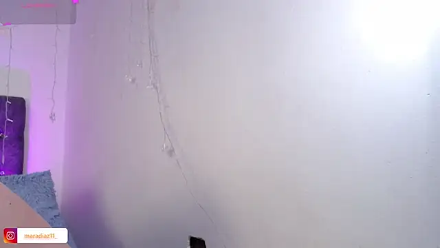 MaraDiaz11 online show from 04-14-26, 09:09