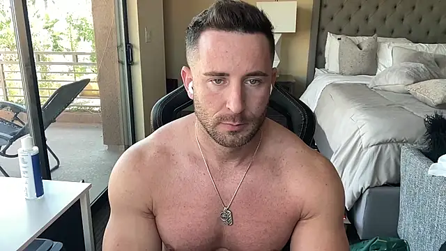 brettmycles28 online show from 09-29-25, 08:58