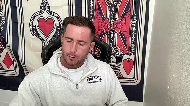 brettmycles28 online show from 12-02-25, 04:19