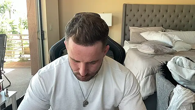 brettmycles28 online show from 09-16-25, 07:59