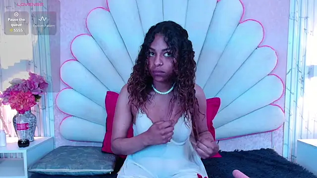 MisRoos online show from 12-20-25, 04:10