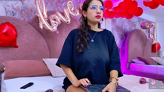 Angelique Angell online show from 02-20-26, 11:45