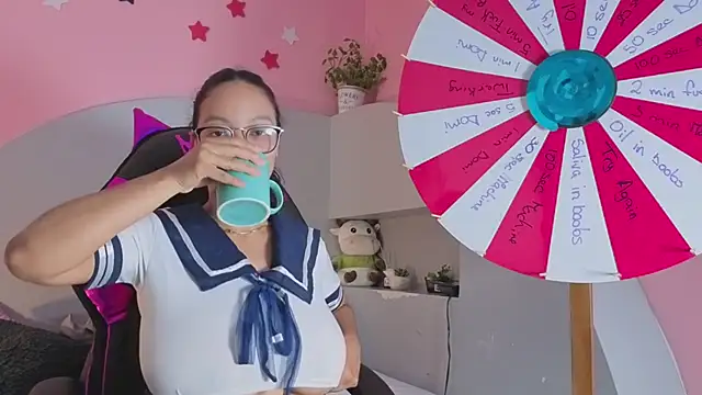 CandelaCool  online show from 10-26-25, 01:33