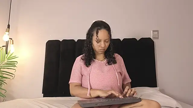 CandelaCool  online show from 06-28-26, 04:02