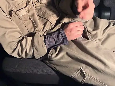 CAMEL1913 online show from 10-31-25, 05:09