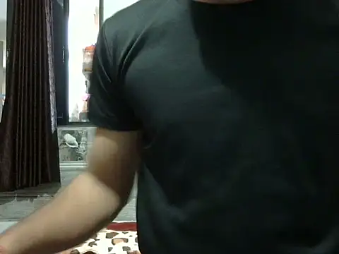 Snapshot of autophile-indian chatting on 10-05-25, 07:54 autophile-indian online show from 10-05-25, 07:54