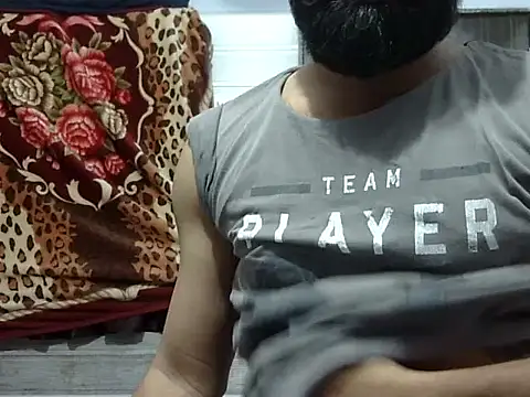 Snapshot of autophile-indian chatting on 10-05-25, 07:59 autophile-indian online show from 10-05-25, 07:59