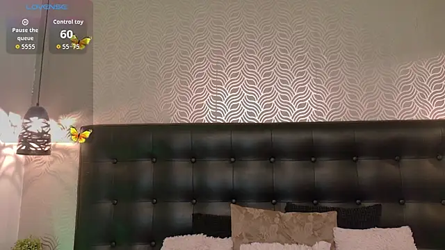 Sharonevanss  online show from 02-10-26, 08:41