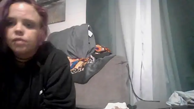 Snapshot of TWiSTYTheTwizted chatting on 06-20-26, 04:39 TWiSTYTheTwizted online show from 06-20-26, 04:39