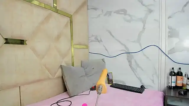 Allisonts69 online show from 10-14-25, 03:07