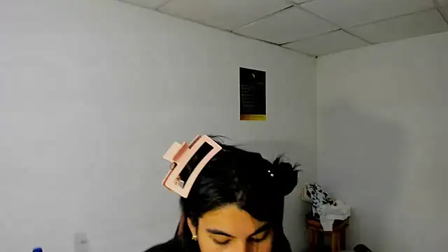 Allisonts69 online show from 12-02-25, 09:27