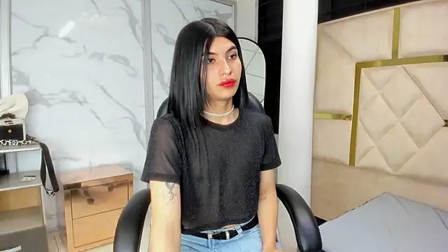 Allisonts69 online show from 12-18-25, 03:55