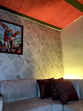 Alisse taylor2 online show from 01-17-26, 12:20