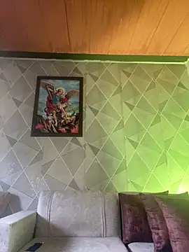 Alisse taylor2 online show from 01-18-26, 12:19