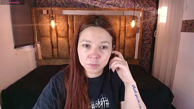 Isa Thompson   online show from 03-15-26, 12:01