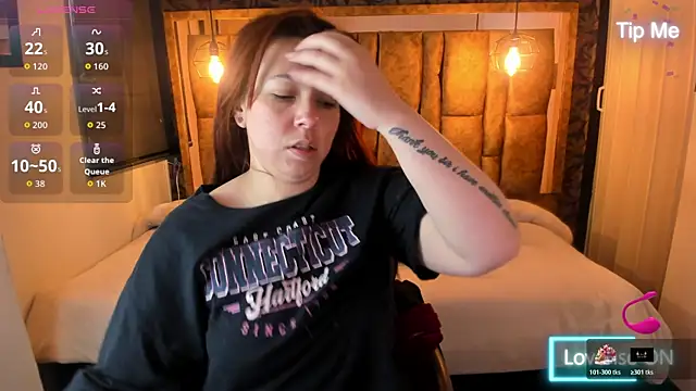 Snapshot of Isa_Thompson__ chatting on 11-16-25, 11:59 Isa Thompson online show from 11-16-25, 11:59