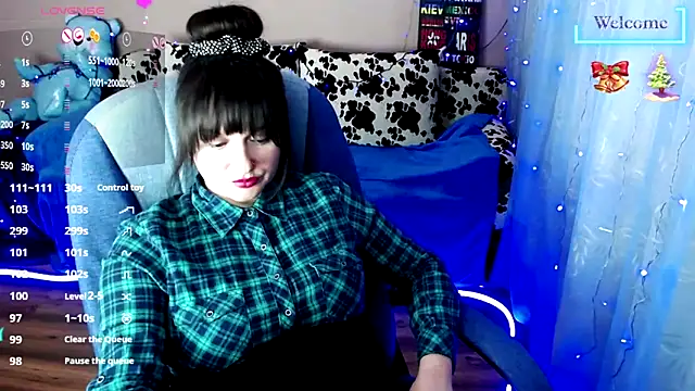 Snapshot of MilaRay chatting on 02-20-25, 04:25 MilaRay online show from 02-20-25, 04:25