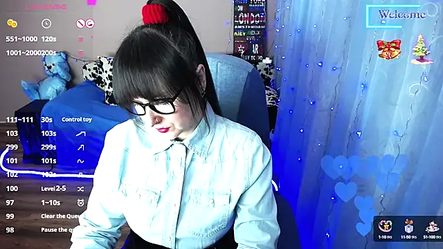 Snapshot of MilaRay chatting on 02-07-25, 03:41 MilaRay online show from 02-07-25, 03:41