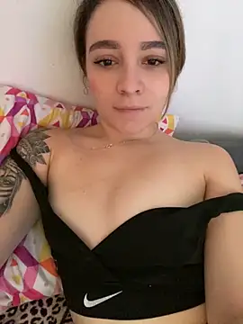 karla-thomsom10 online show from 11-12-25, 07:29