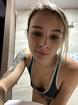 karla-thomsom10 online show from 09-22-25, 10:49