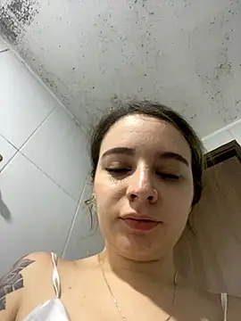 karla-thomsom10 online show from 11-23-25, 03:38