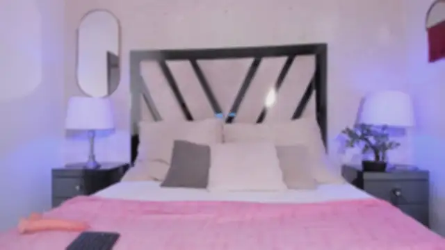 scarlet dh online show from 09-19-25, 08:02