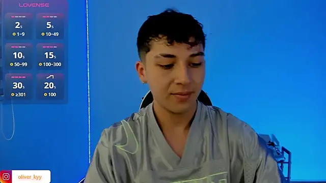 Snapshot of Casper___kyy chatting on 09-17-25, 06:43 Casper   kyy online show from 09-17-25, 06:43
