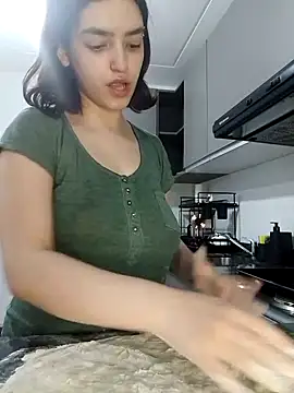 Snapshot of abrilour chatting on 09-20-25, 04:50 abrilour online show from 09-20-25, 04:50