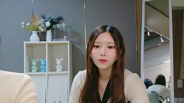 Reto-sama online show from 12-17-25, 11:37