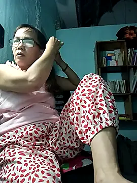 Snapshot of Minety473 chatting on 10-30-25, 01:31 Minety473 online show from 10-30-25, 01:31