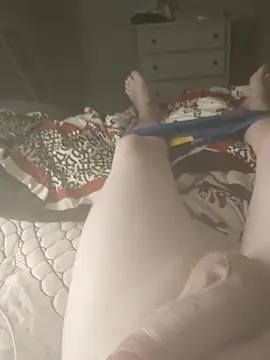 Lavoieya online show from 11-12-25, 01:32