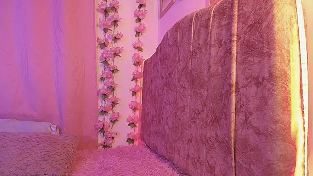 evansweett7 online show from 10-02-25, 12:58