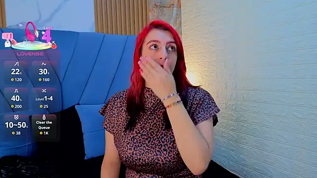 Snapshot of angel__red_ chatting on 09-14-25, 03:18 angel red online show from 09-14-25, 03:18