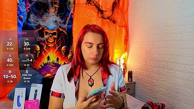 Snapshot of angel__red_ chatting on 10-05-25, 01:18 angel red online show from 10-05-25, 01:18