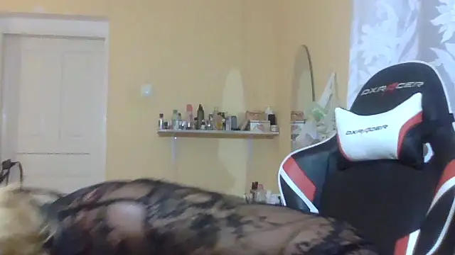 Snapshot of TianaQLove chatting on 09-15-25, 01:33 TianaQLove online show from 09-15-25, 01:33