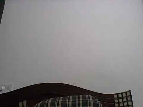 anu-anu2002 online show from 12-18-25, 02:21