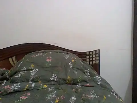 anu-anu2002 online show from 02-11-26, 07:41