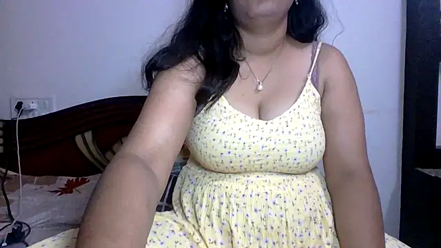 anu-anu2002 online show from 05-26-26, 07:39