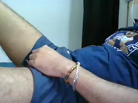 7 INCH MONSTER online show from 04-05-26, 09:27