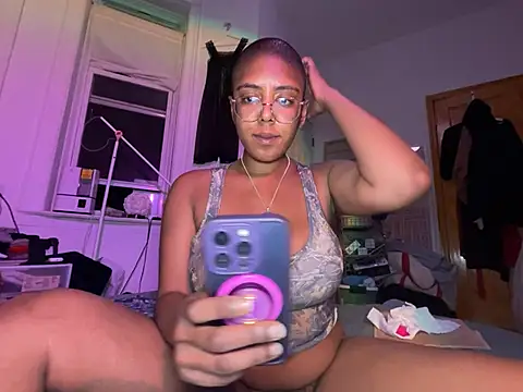 aliasyourfav online show from 05-22-26, 04:54