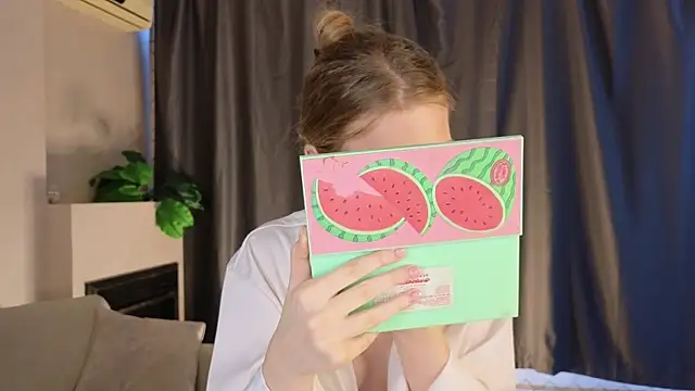 CindyGreen online show from 11-28-25, 06:24