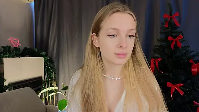 CindyGreen online show from 12-03-25, 06:25