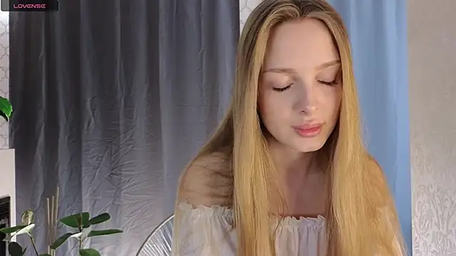 CindyGreen online show from 11-13-25, 06:17