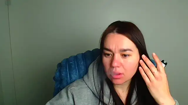 Lola Saymyname online show from 05-02-26, 05:56